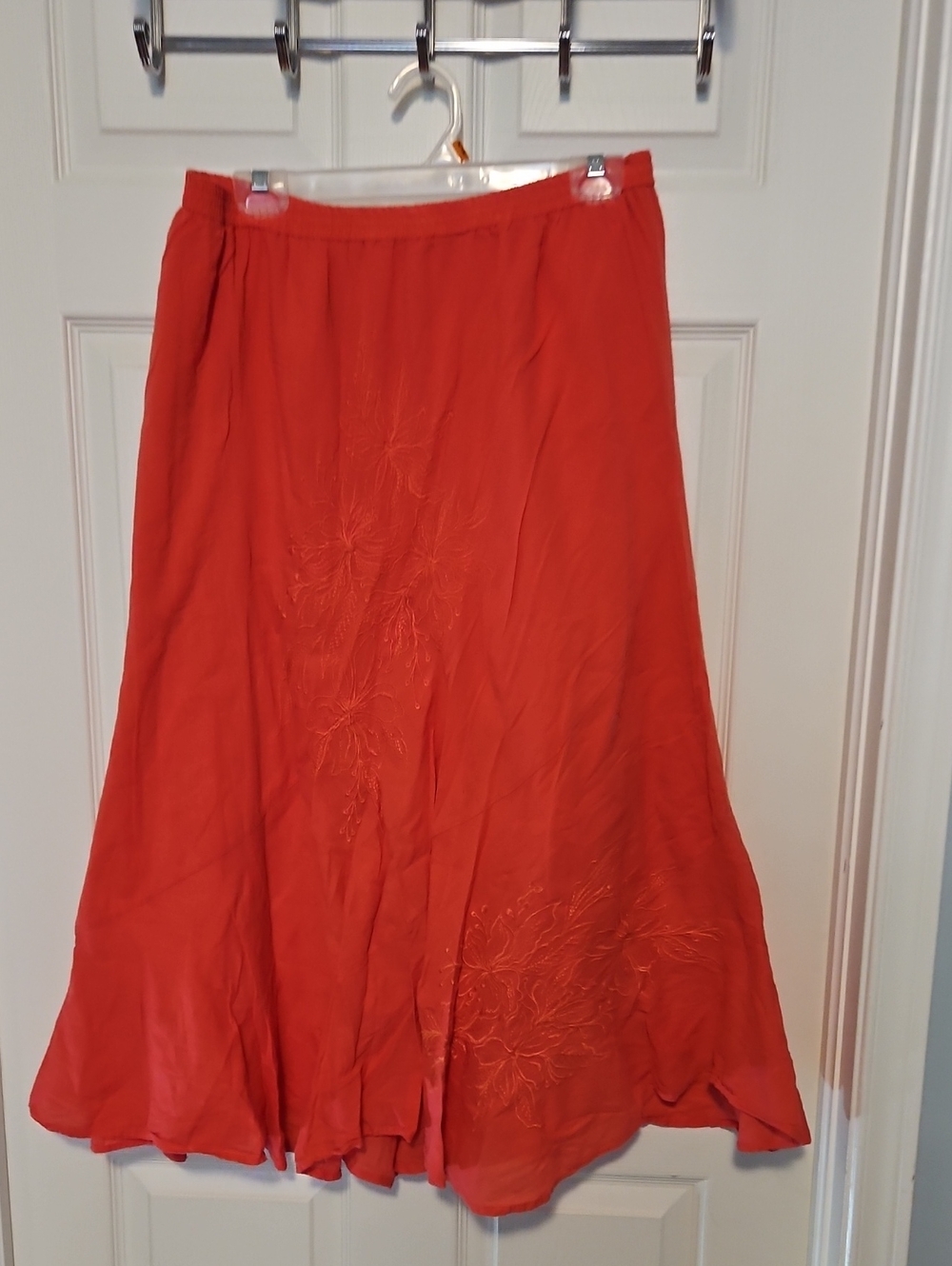 Metro Wear Coral Tulip Embroidered Skirt